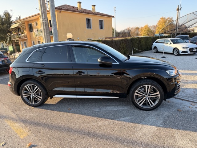 Audi Q5 35 2.0 tdi Business Sport quattro 163cv s-tronic - immagine 5