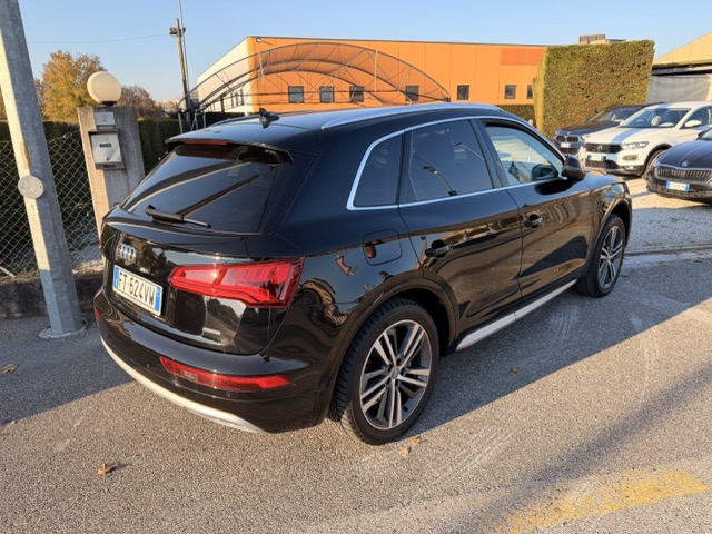 Audi Q5 35 2.0 tdi Business Sport quattro 163cv s-tronic - immagine 6