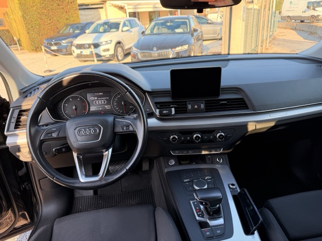 Audi Q5 35 2.0 tdi Business Sport quattro 163cv s-tronic - immagine 10