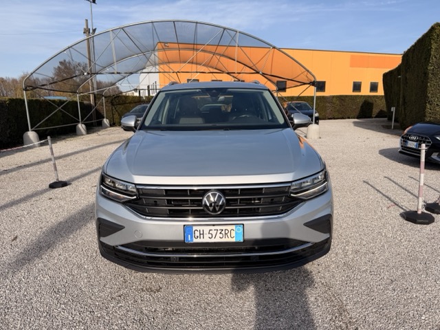 Volkswagen Tiguan 2.0 Tdi 150 Cv Life Dsg - immagine 3