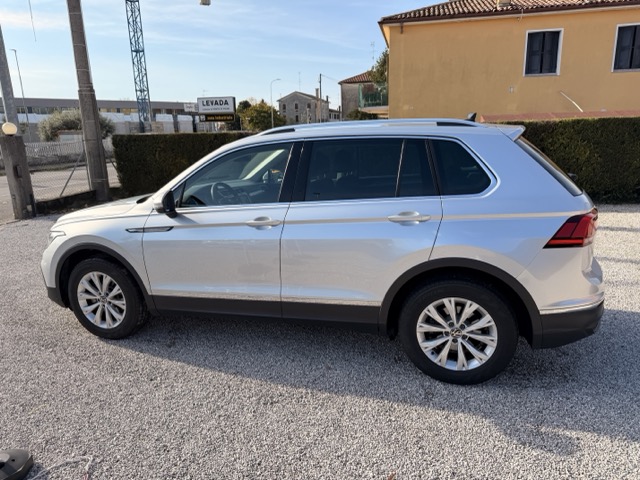 Volkswagen Tiguan 2.0 Tdi 150 Cv Life Dsg - immagine 5