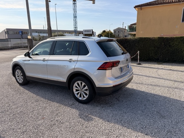 Volkswagen Tiguan 2.0 Tdi 150 Cv Life Dsg - immagine 6