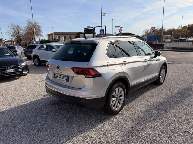 Volkswagen Tiguan 2.0 Tdi 150 Cv Life Dsg - immagine 7