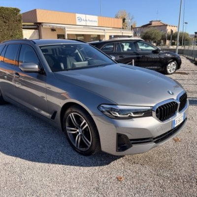 BMW 520 d Serie 5 Touring Mhev 48V Xdrive Business auto