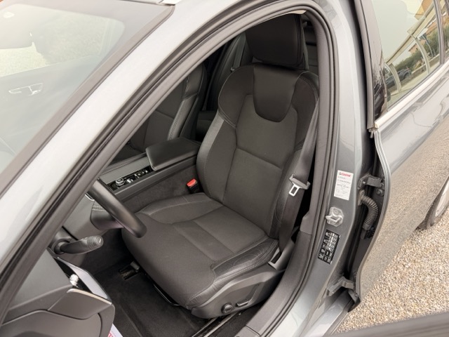 Volvo V60 2.0 d3 150 cv Momentum Geartronic - immagine 10