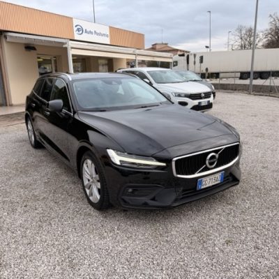 Volvo V60 2.0 b4 D 197 cv Momentum Business Pro auto