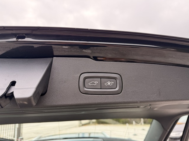 Volvo V60 2.0 b4 D 197 cv Momentum Business Pro auto - immagine 15