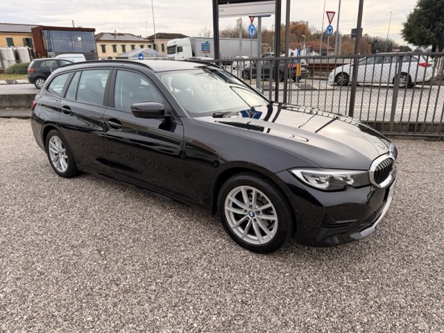 BMW 318 dTouring 318d Touring mhev 48V auto VirtualCockPit - immagine 5
