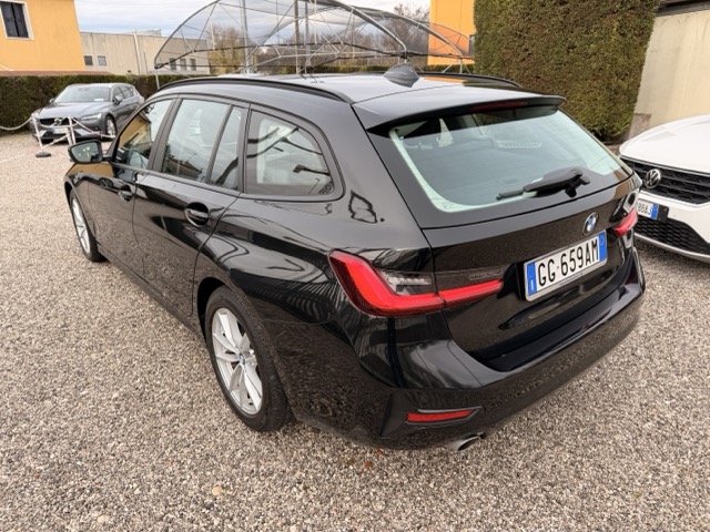 BMW 318 dTouring 318d Touring mhev 48V auto VirtualCockPit - immagine 9