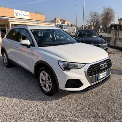 Audi Q3 35 2.0 tdi 150 cv Business s-tronic