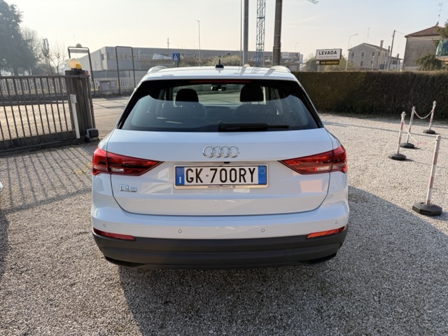 Audi Q3 35 2.0 tdi 150 cv Business s-tronic - immagine 8