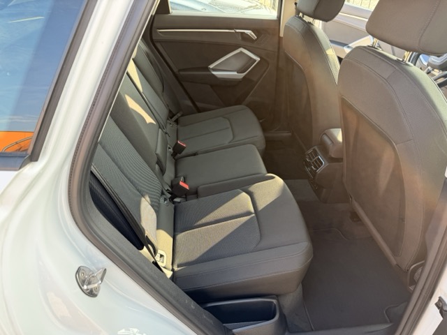 Audi Q3 35 2.0 tdi 150 cv Business s-tronic - immagine 13