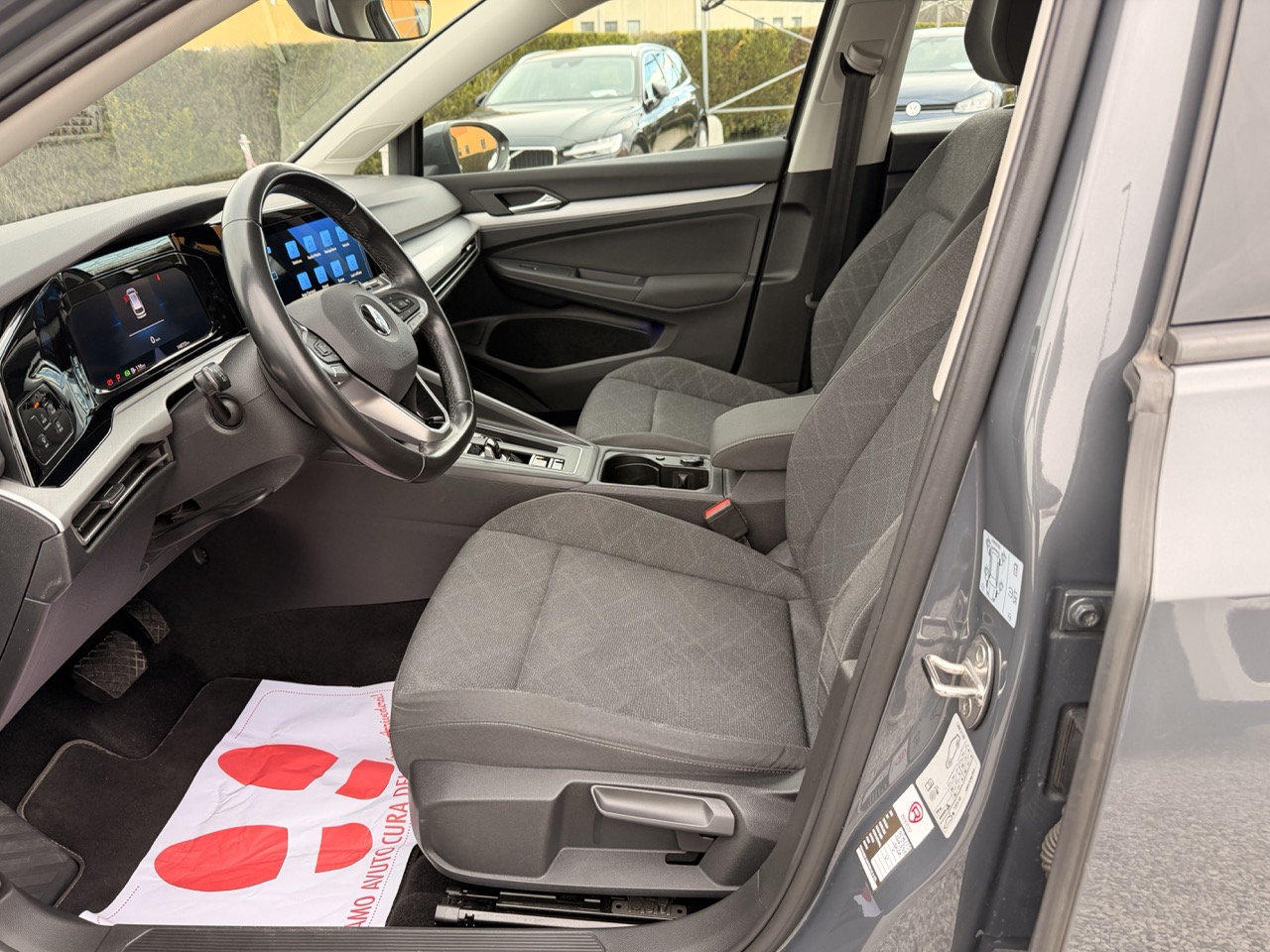 Volkswagen Golf Variant 2.0 tdi 116 cv Life Dsg - immagine 11