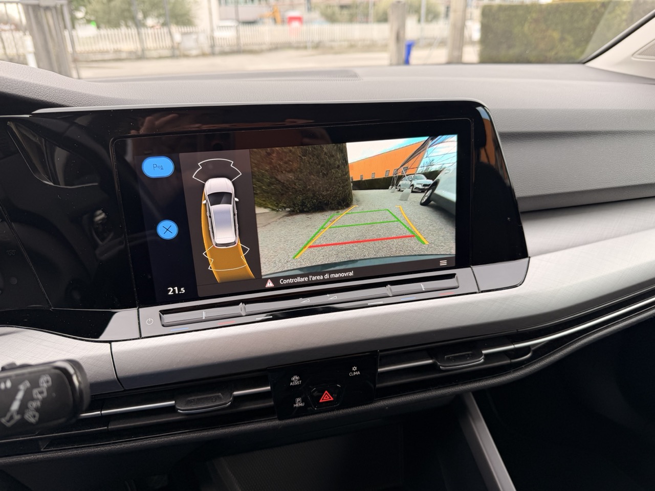 Volkswagen Golf Variant 2.0 tdi 116 cv Life Dsg - immagine 16