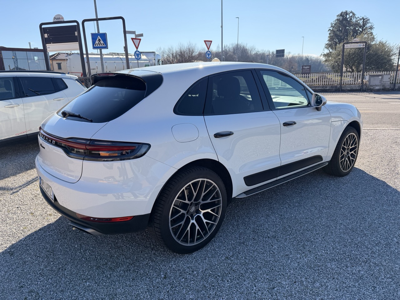 Porsche Macan 2.0cc 245cv pdk - immagine 4