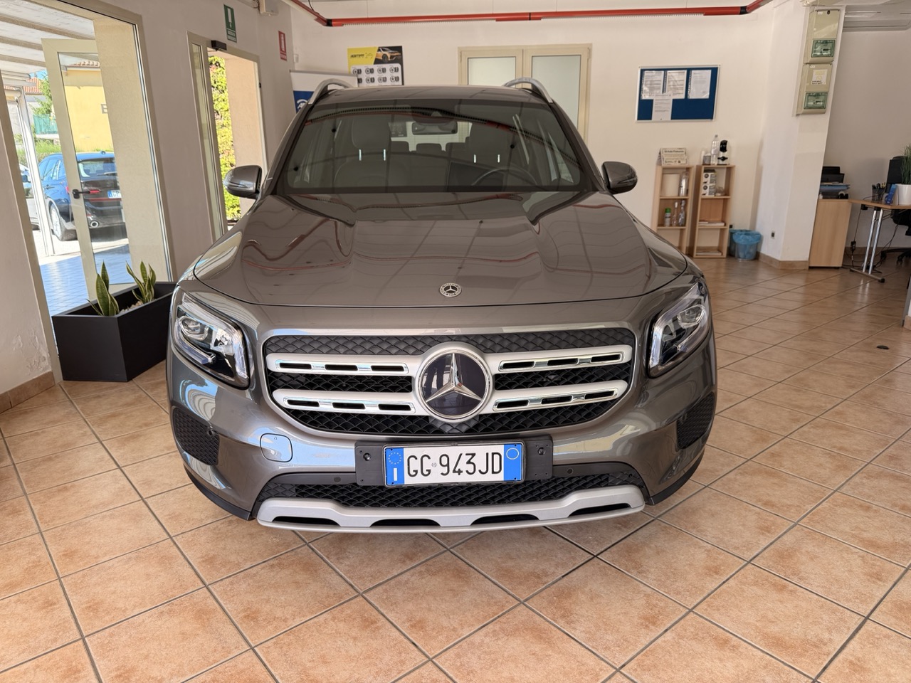 Mercedes-Benz GLB 180 CDI BUSINESS EXTRA AUTO 7 POSTI - immagine 3