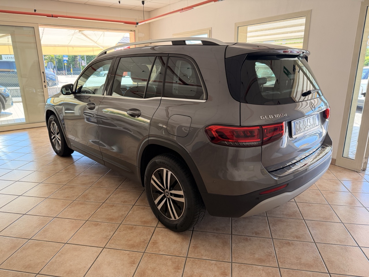 Mercedes-Benz GLB 180 CDI BUSINESS EXTRA AUTO 7 POSTI - immagine 7