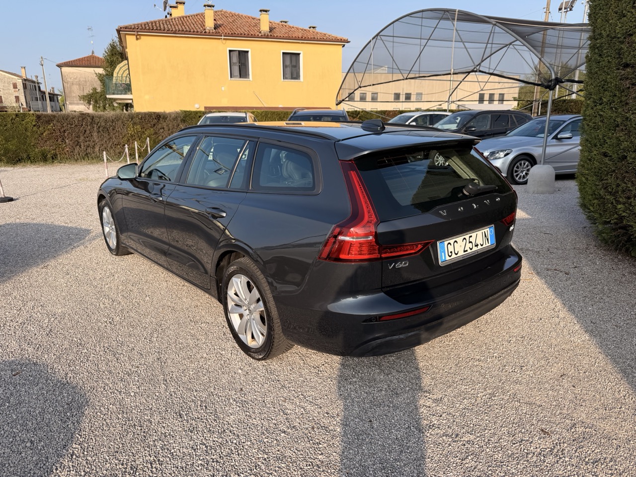 Volvo V60 2.0 d3 150 cv Business Geartronic - immagine 5