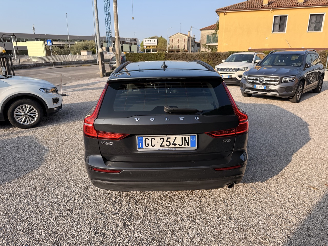 Volvo V60 2.0 d3 150 cv Business Geartronic - immagine 6