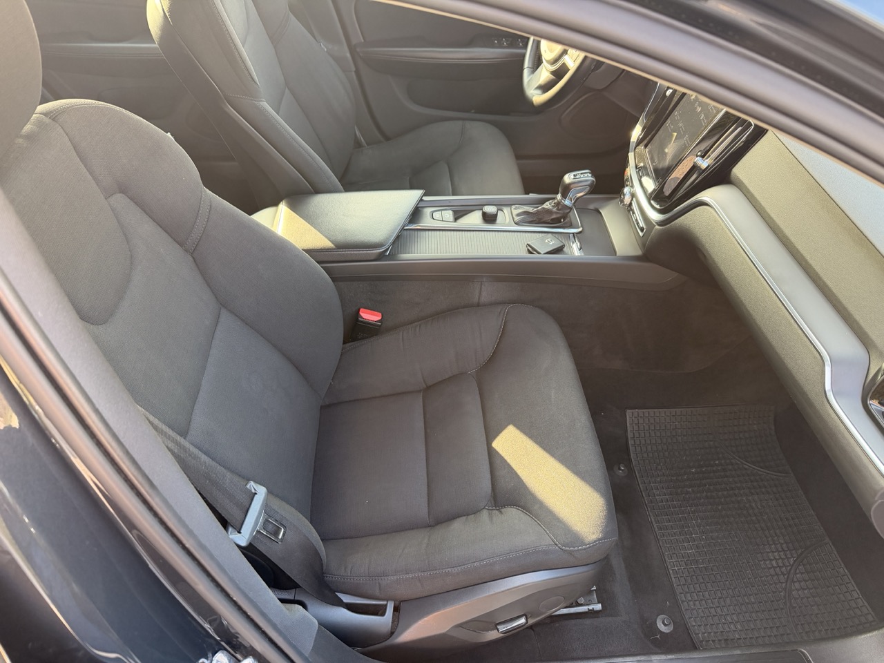 Volvo V60 2.0 d3 150 cv Business Geartronic - immagine 10