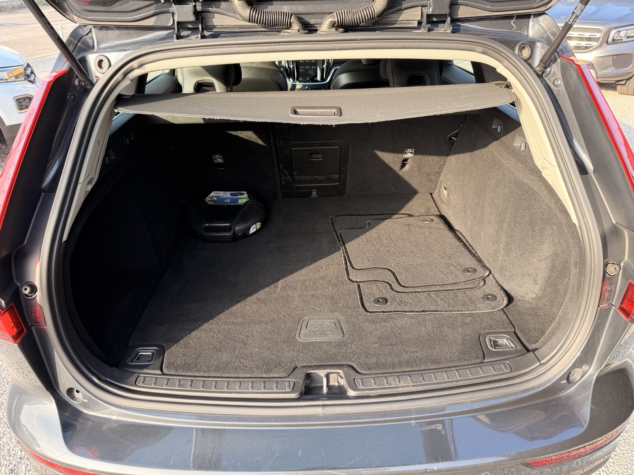 Volvo V60 2.0 d3 150 cv Business Geartronic - immagine 13