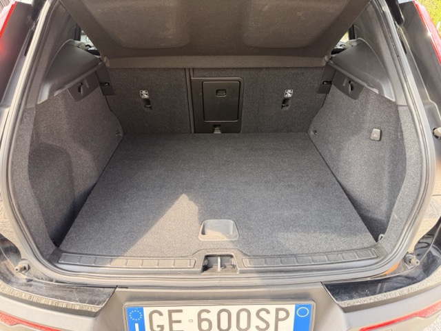 Volvo XC40 XC40 1.5 t3 163 Cv Momentum Pro auto - immagine 16