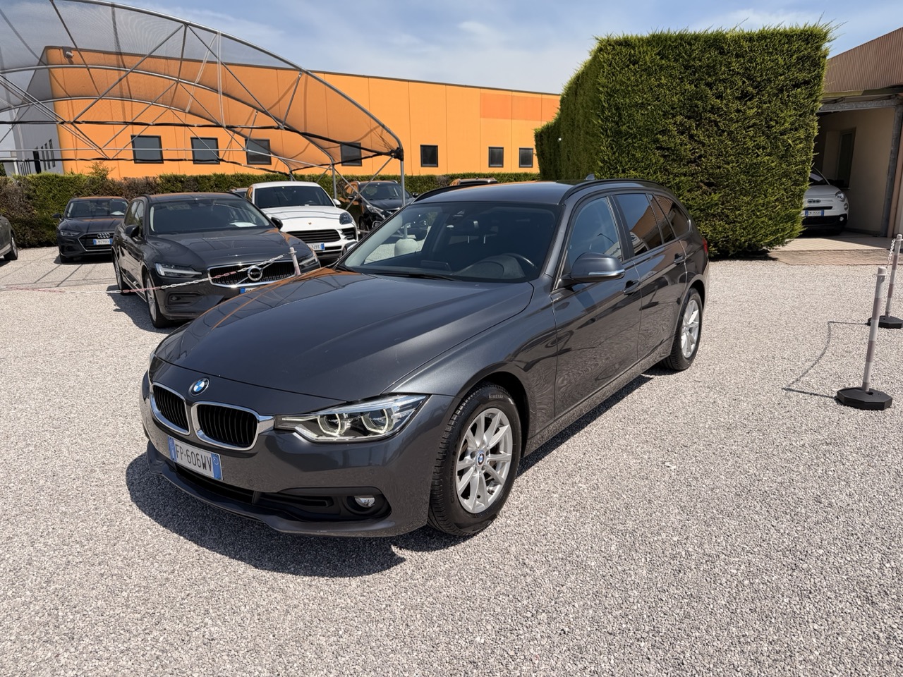 BMW 316 d Touring Business Advantage automatico - immagine 6
