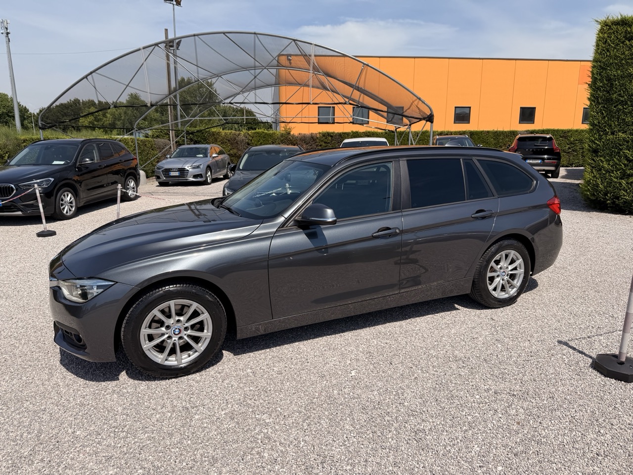 BMW 316 d Touring Business Advantage automatico - immagine 7