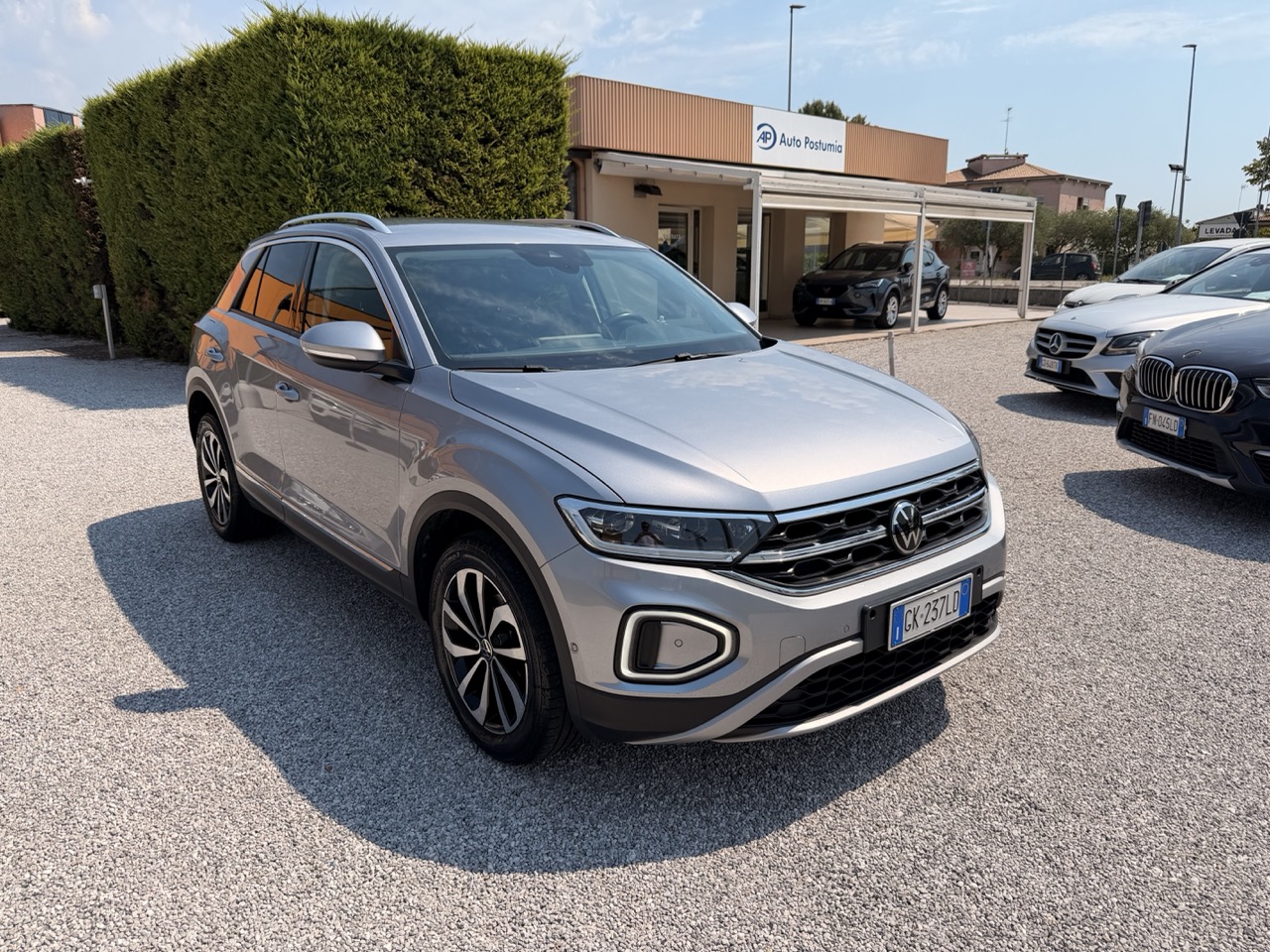 Volkswagen T-Roc 1.0 tsi Style 110cv - ok Neo Patentati -