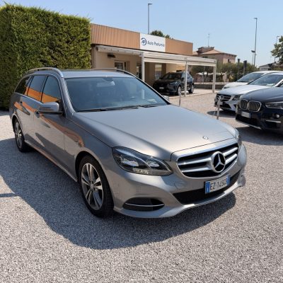Mercedes-Benz E 220 SW bt Premium auto 2.2 cc 170 cv (CarFax disponibile)