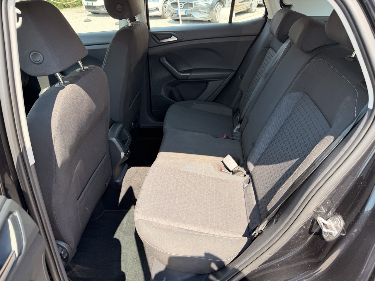 Volkswagen T-Cross 1.0 tsi Style 95cv (display digitale App connect Climatronic) - immagine 14
