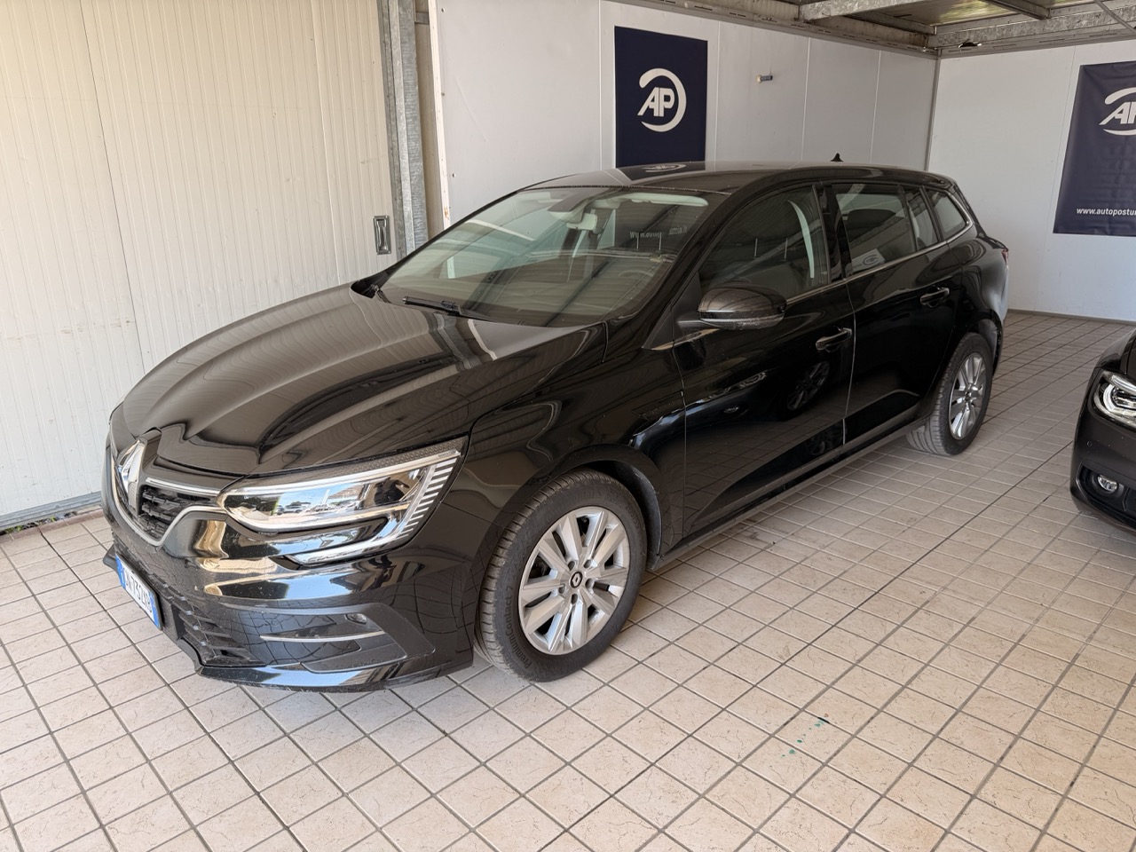 Renault Megane Sporter 1.5 Dci Equilibre 115cv edc automatico - immagine 2