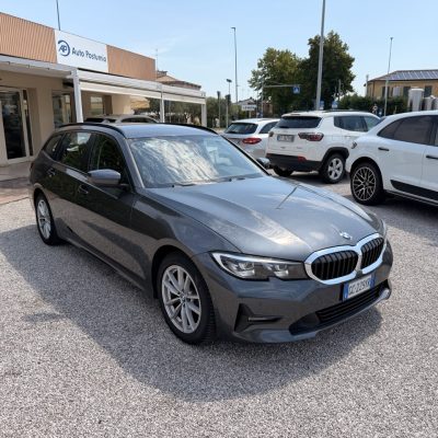 BMW 320 d Touring mhev 48V Xdrive Business Advantage auto