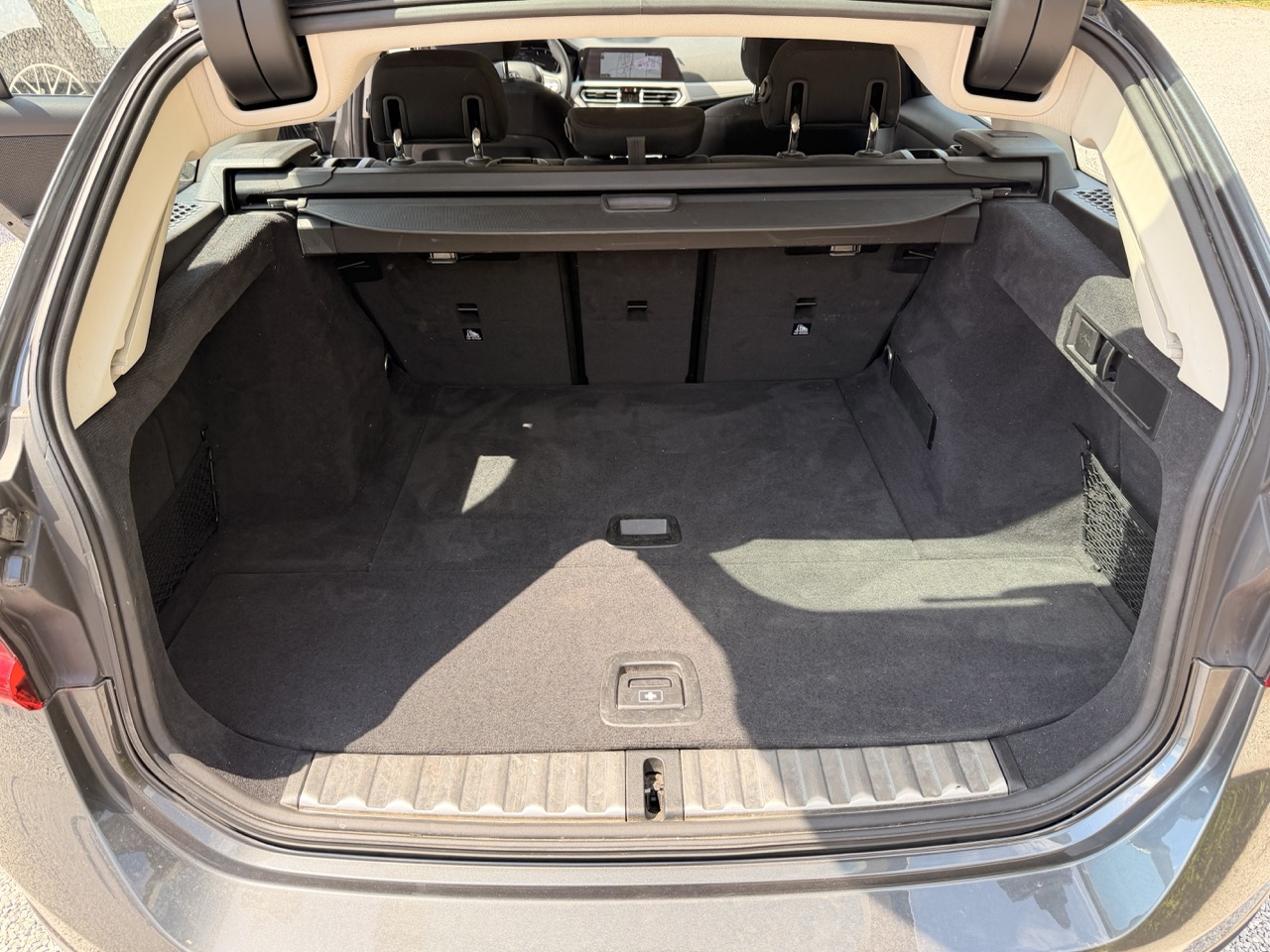 BMW 320 d Touring mhev 48V Xdrive Business Advantage auto - immagine 11