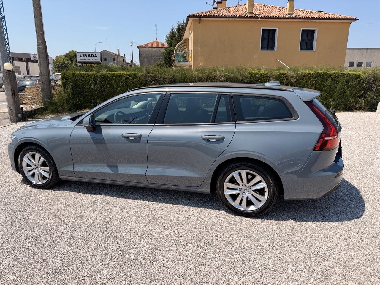 Volvo V60 V60 2.0cc 197cv b4 D Momentum Business auto - immagine 6