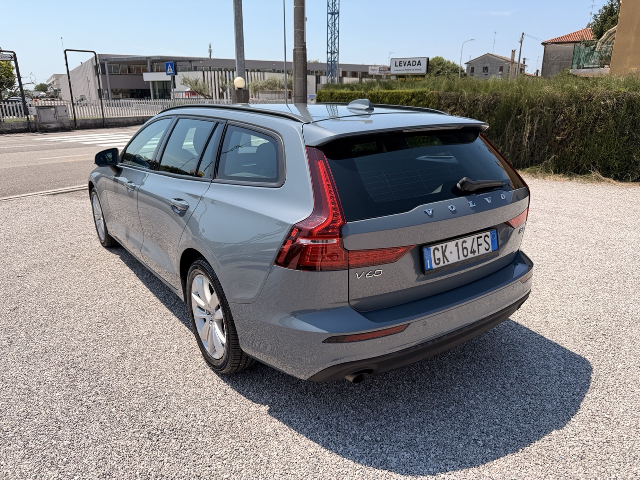 Volvo V60 V60 2.0cc 197cv b4 D Momentum Business auto - immagine 7