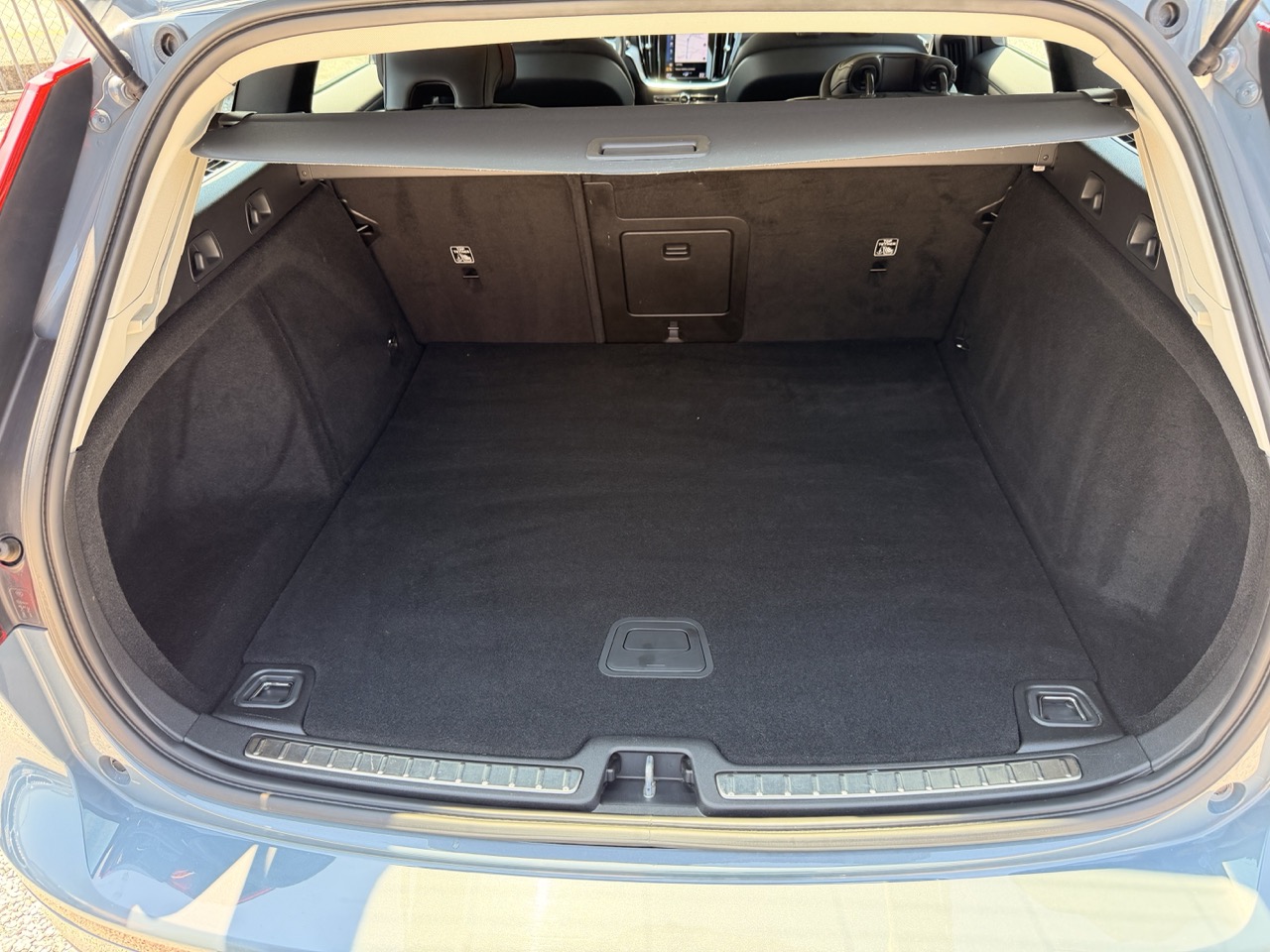 Volvo V60 V60 2.0cc 197cv b4 D Momentum Business auto - immagine 15
