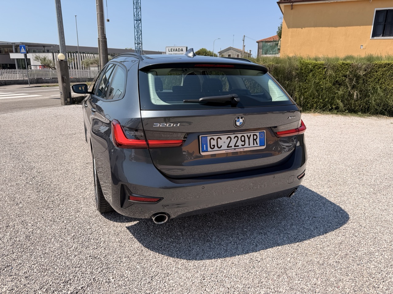 BMW 320 d Touring mhev 48V Xdrive Business Advantage auto - immagine 7