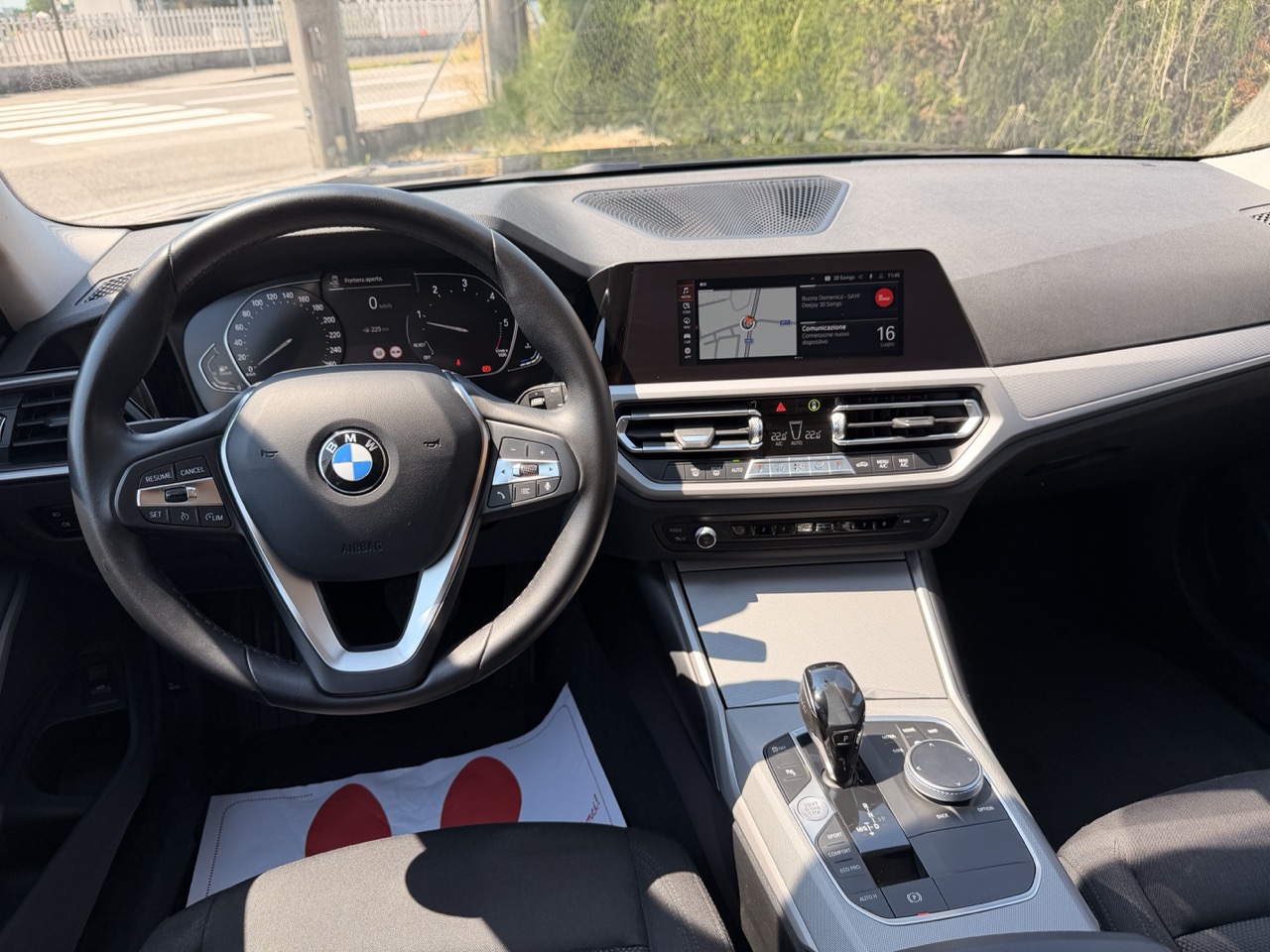 BMW 320 d Touring mhev 48V Xdrive Business Advantage auto - immagine 9