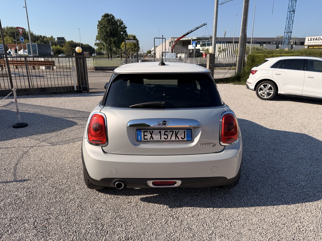 MINI Cooper D 1.5cc 116 cv - cambio manuale - immagine 8