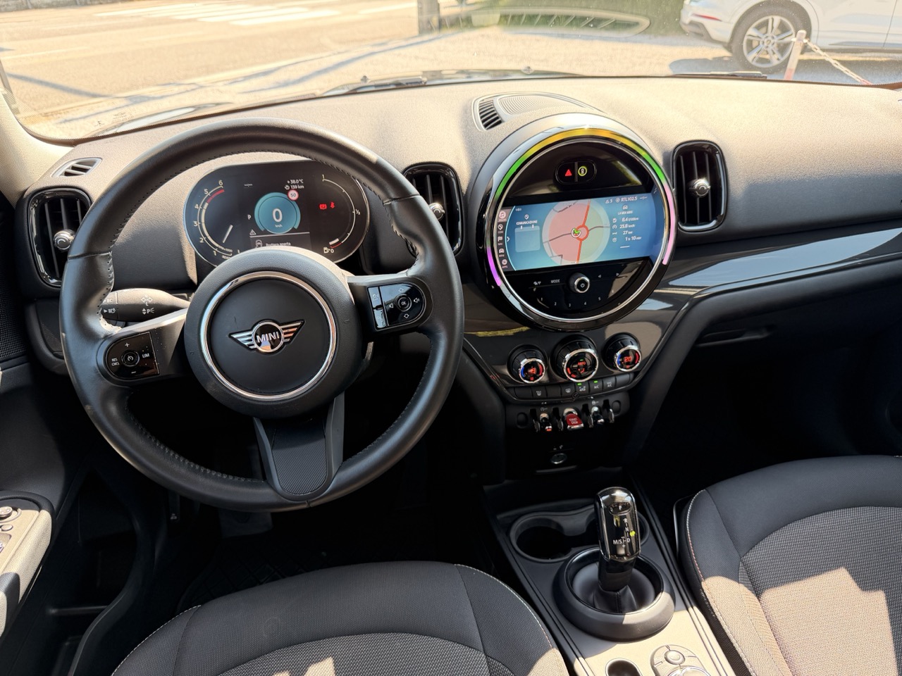 MINI Cooper D Countryman 2.0d 150cv Business auto - immagine 10