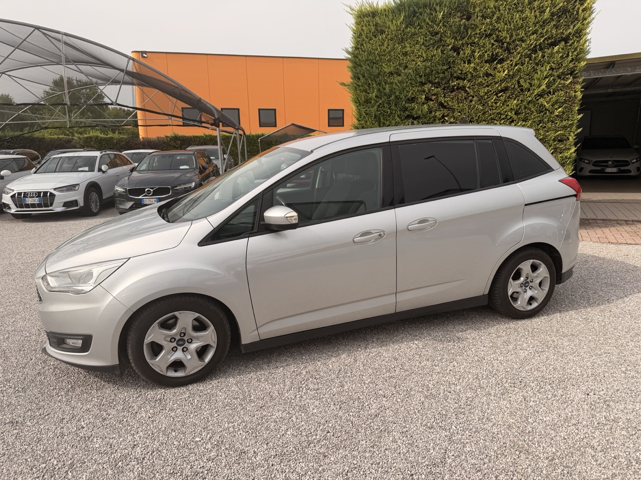 Ford C-Max C-Max7 1.5 tdci 120 Cc 7 Posti (Distribuzione Fatta) - immagine 3