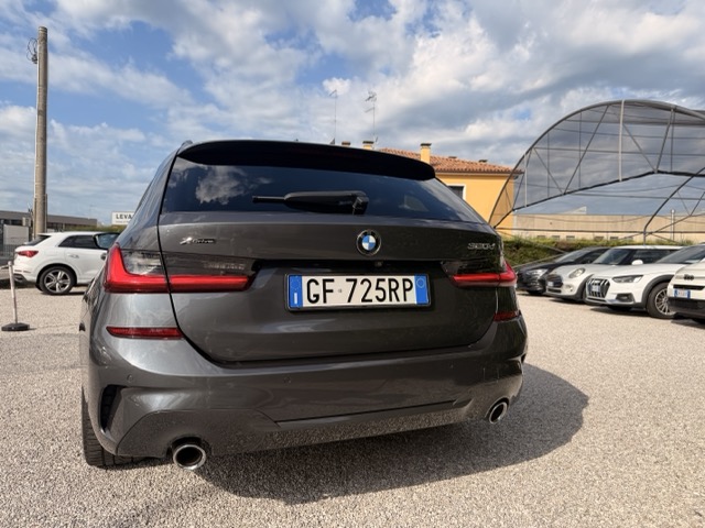 BMW 320 d Touring 2.0d 190cv mhev 48V xdrive Msport auto - immagine 7