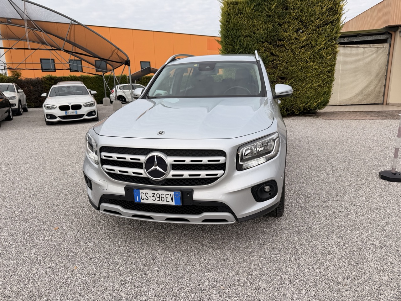 Mercedes-Benz GLB 180 d Business auto 2.0d 116cv - immagine 3