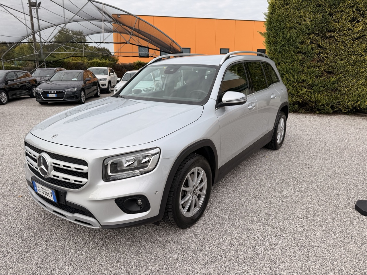 Mercedes-Benz GLB 180 d Business auto 2.0d 116cv - immagine 4