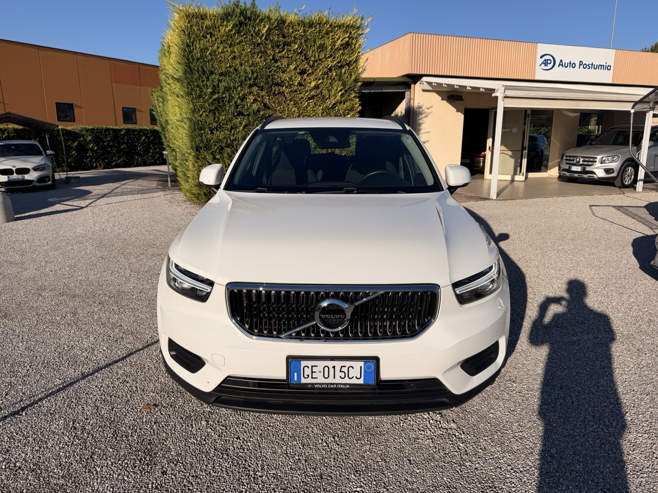Volvo XC40 1.5 t2 129 cv Business Automatico (No vincoli di finanziamento) - immagine 2