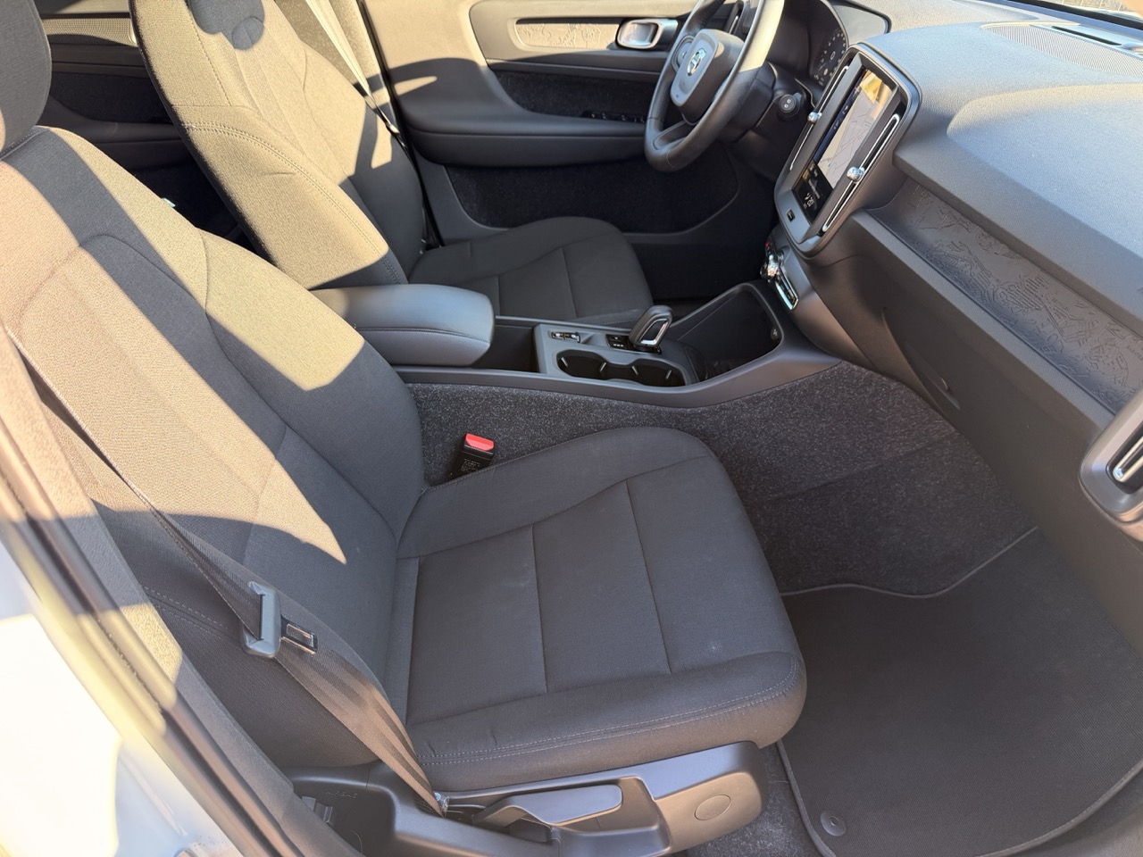 Volvo XC40 1.5 t2 129 cv Business Automatico (No vincoli di finanziamento) - immagine 11