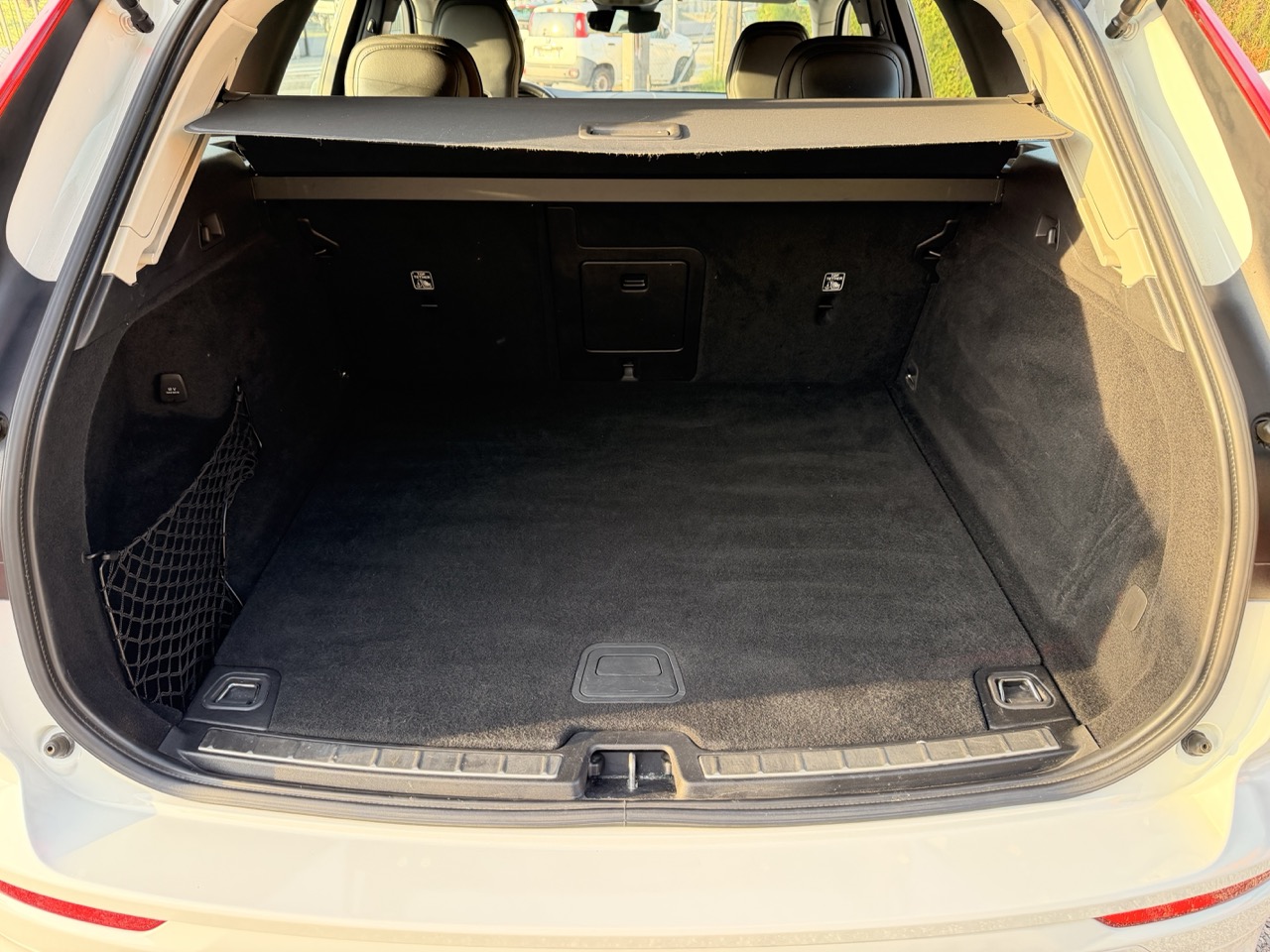 Volvo XC60 2.0 b4 d Business Auto - immagine 15
