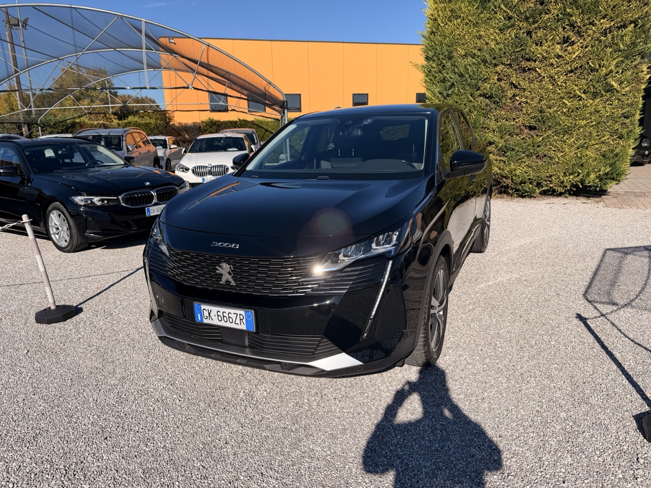 Peugeot 3008 1.5 bluehdi 131 cv Allure Pack Auto *Distribuzione fatta - No vincoli finanziamento* - immagine 3